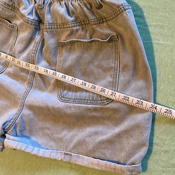 Plaid & Plain denim jean shorts ruffle-top light wash size L - Picture 10 of 12